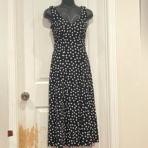 dolce and gabbana black polka dot dress DOLCE & GABBANA Dolce & Gabbana Rose and polka dot chiffon dress – Luisa  World main image 0